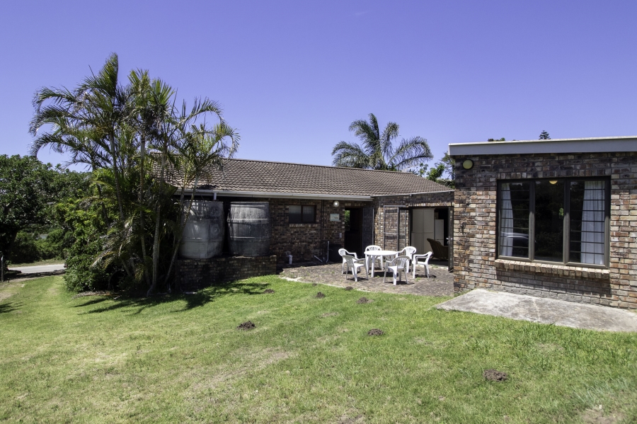 2 Bedroom Property for Sale in Kleinemonde Eastern Cape